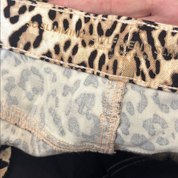 So slimming Chicos Leopard Print jeans ankle girlfriend fit size 16R - Picture 5 of 7